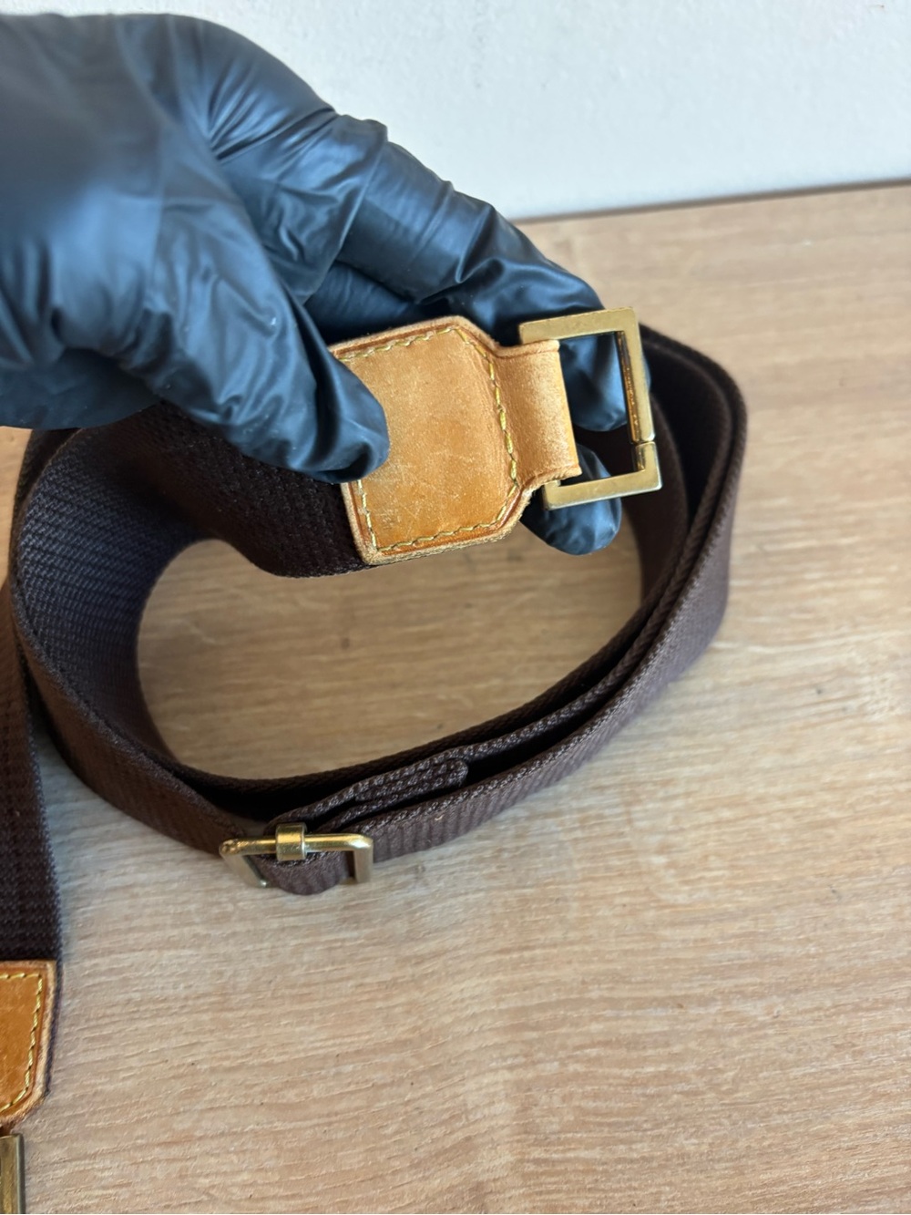 Authentic Louis Vuitton crossbody strap - Picture 3 of 3
